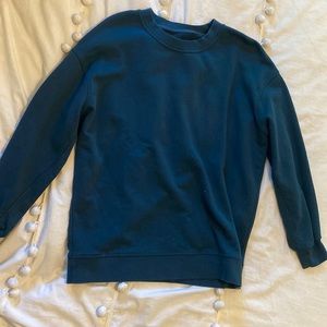 Lululemon perfectly oversized crew! Size:6